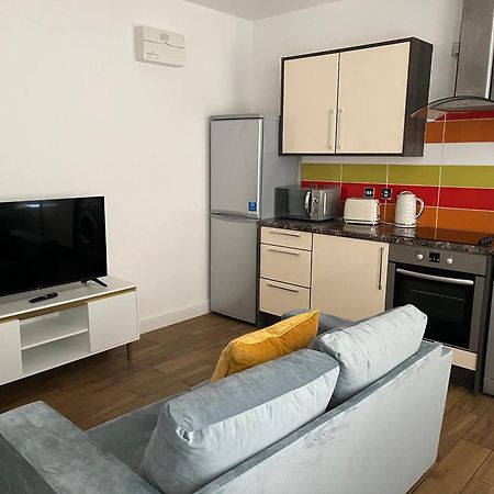 The Blue Lagoon Apartment Leicester Exterior photo