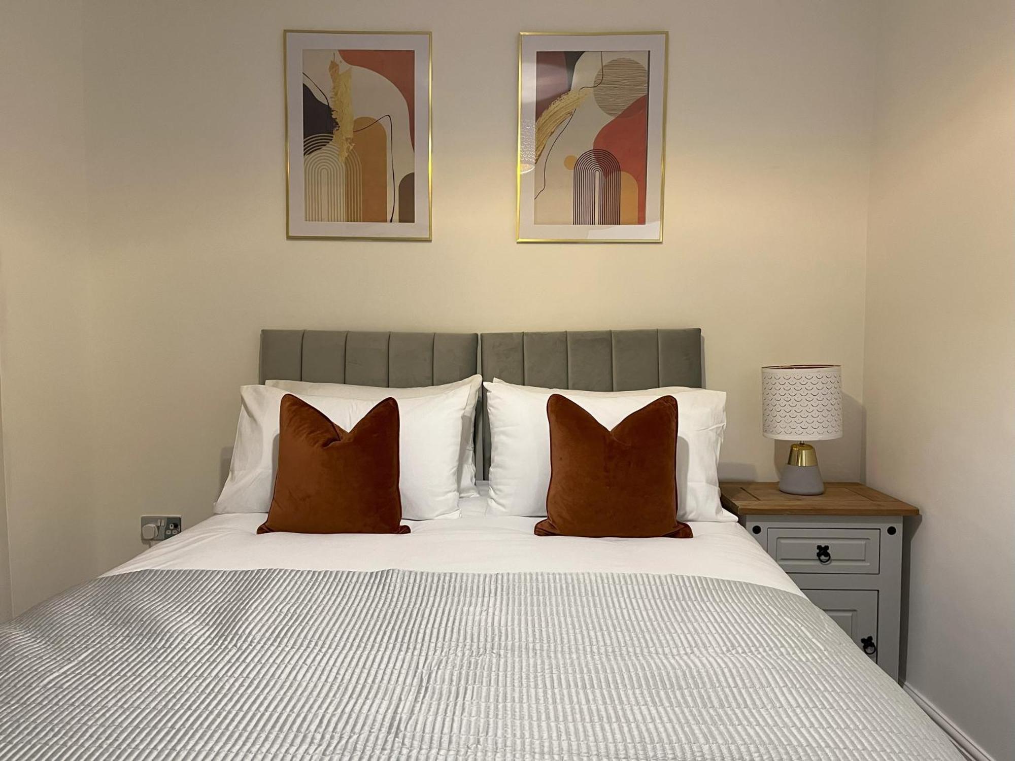 The Blue Lagoon Apartment Leicester Exterior photo